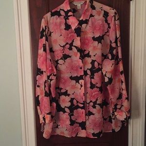 Floral lightweight blouse